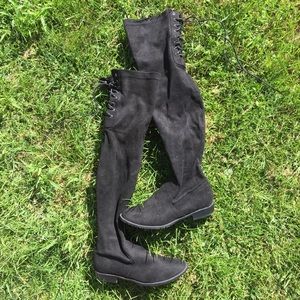 Black Knee High Boots!❄️